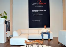 Leticia Mebel maakte haar debuut in Beusichem. De meubelfabriek uit Bulgarije besloot op het laatste moment nog deel te nemen, waardoor Davey Lippinkhof (van Sit Design) het bedrijf tijdens de Meubelhartdagen vertegenwoordigde.